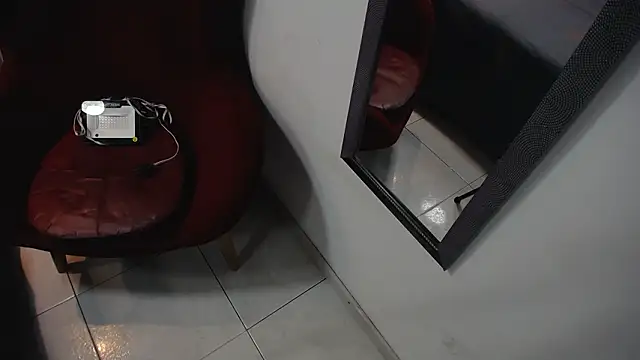 Luna_Millers's cam snapshot