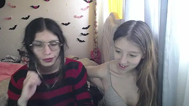 Briar_y_Blair live sex cam