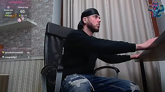 JonahShaw live sex cam