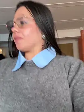 Ariana-07 live sex cam