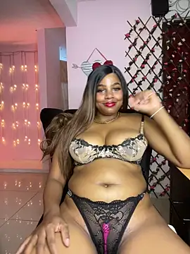 LUCIA-FERRERO's cam snapshot