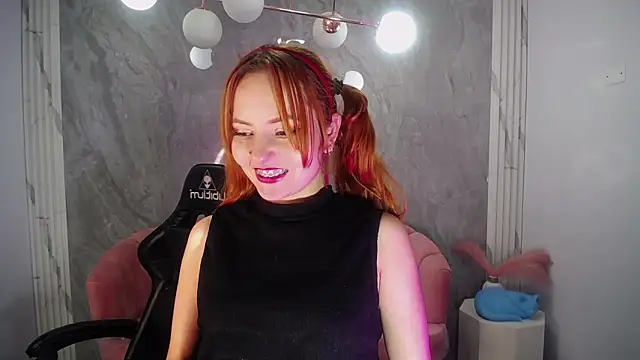 mady0619_ch's cam snapshot