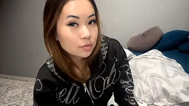 Ur_neighbor_Kira's cam snapshot