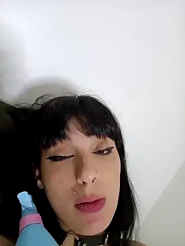 Dessa_bye's cam snapshot