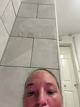 JustYourNormalCouple's cam snapshot