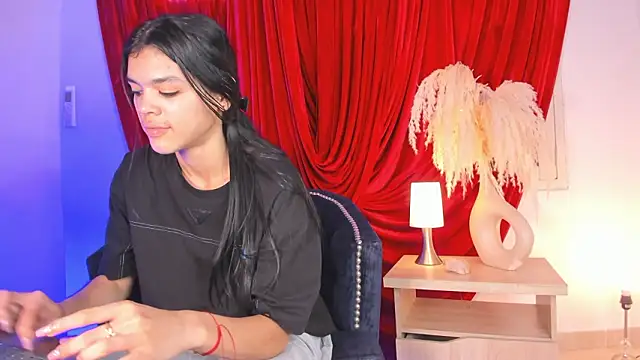 ALICESANDOVAL's cam snapshot