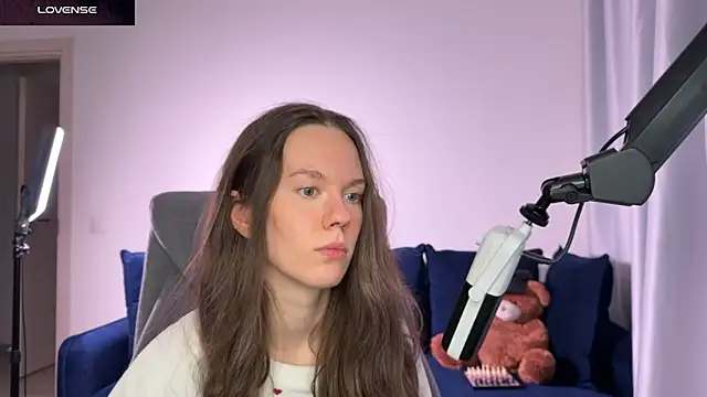 SharkyBaby live sex cam