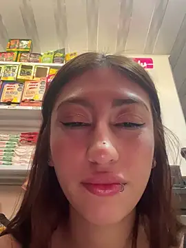 sophie_blue22's cam snapshot