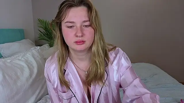 VladaHotxx's cam snapshot