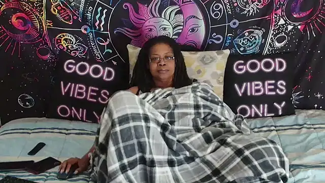 RENAESPLEASUREPALACE live sex cam