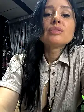 KikiXRed live sex cam