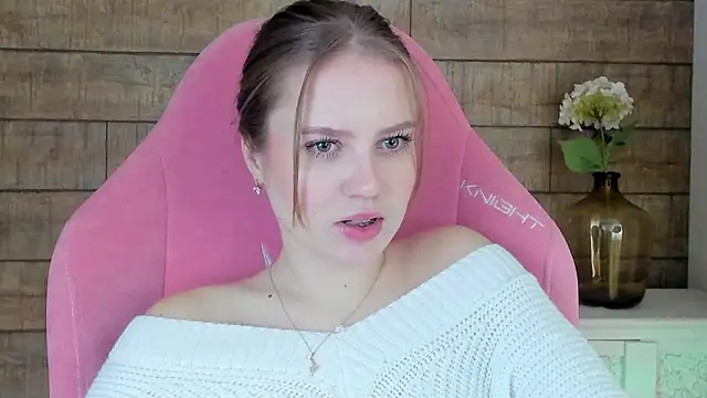 SelinSwarovski live sex cam