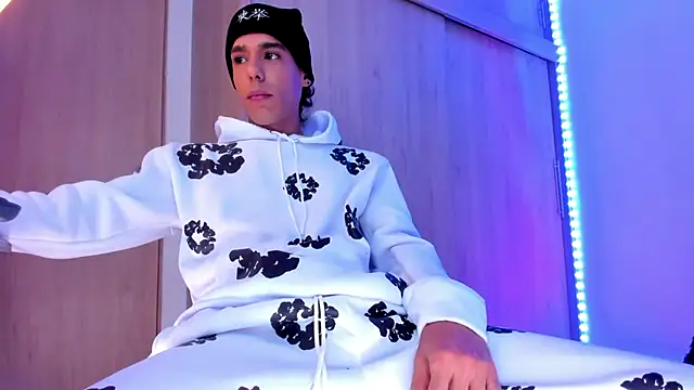 Damianwhite's cam snapshot