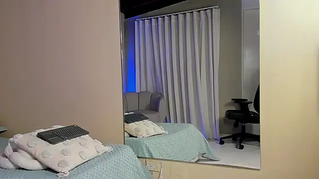 Thiago_moretti's cam snapshot