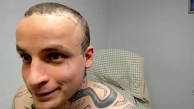 layneinchains's cam snapshot