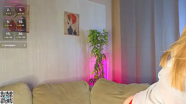 AliceDarsY's cam snapshot