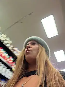 Bigbuttbrooklynn's cam snapshot