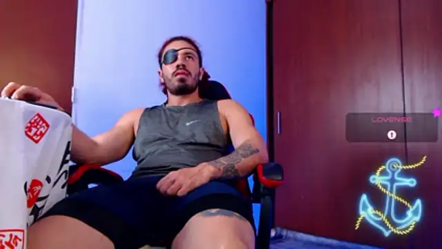 pirata_fitness's cam snapshot