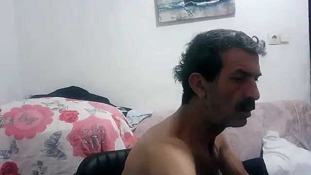 kobratrk21's cam snapshot