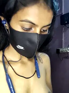 Thaper_Meera2's cam snapshot