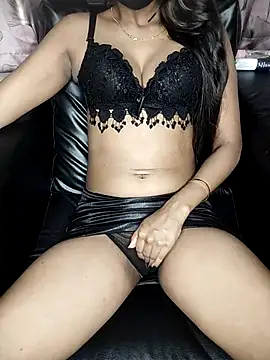 sassy__zaraa's cam snapshot