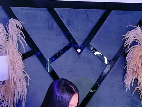 KylieWhitee's cam snapshot