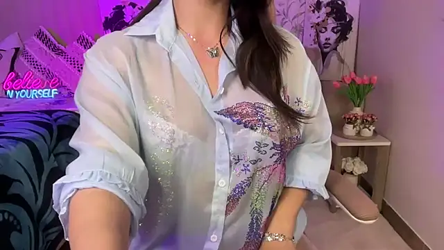 Laila_on_Fire's cam snapshot