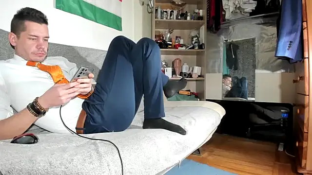 viraglaci18@xh live sex cam