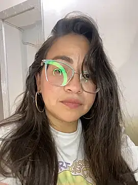 alisbloom's cam snapshot