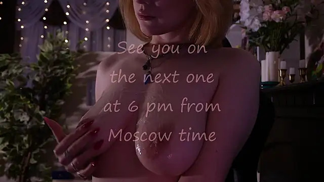 Chriss_Fox's cam snapshot