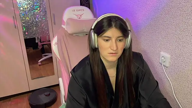 Katrin__kiss's cam snapshot