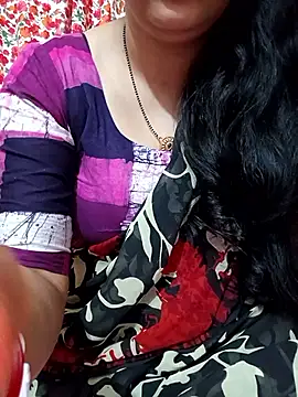 Priya_Boudi's cam snapshot