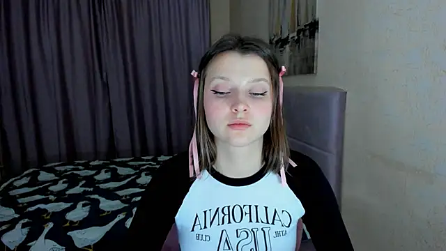 SoniNesti's cam snapshot