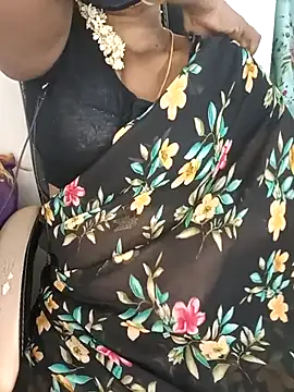 Tamil-hotwife's cam snapshot