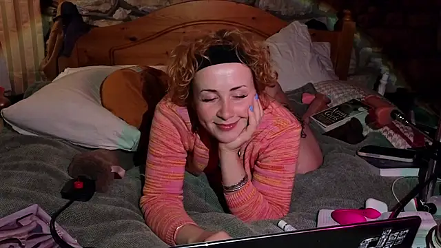 Bellazeebub's cam snapshot