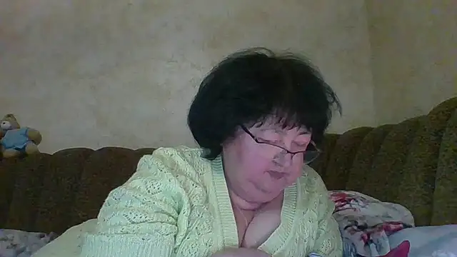 MilaSky5303's cam snapshot