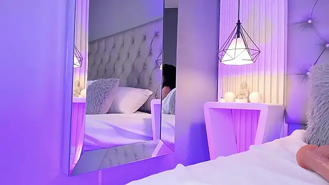 LunaBloomn's cam snapshot