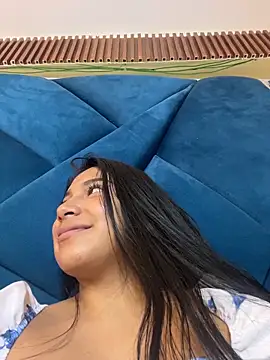 LinnaGardenia's cam snapshot