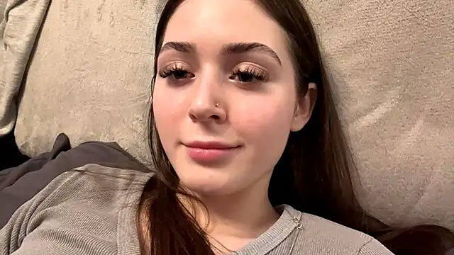 Adel_strongwoman live sex cam