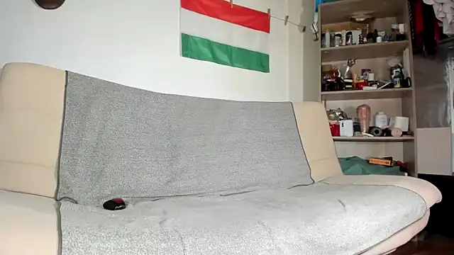 viraglaci18@xh's cam snapshot