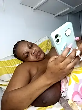 HappygalTheQueen live sex cam