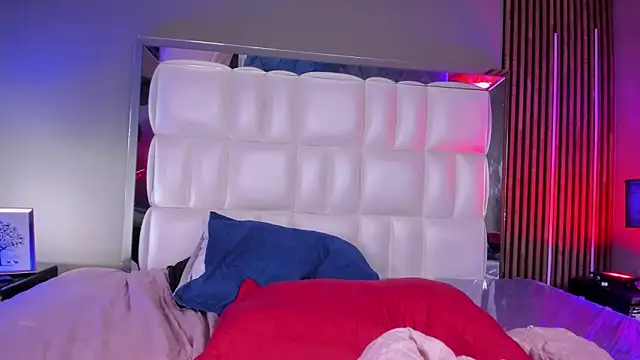 Roger_And_Ramona live sex cam