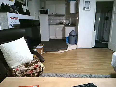 mihaimichael's cam snapshot