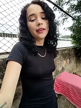 sweet_outdoor_charm live sex cam