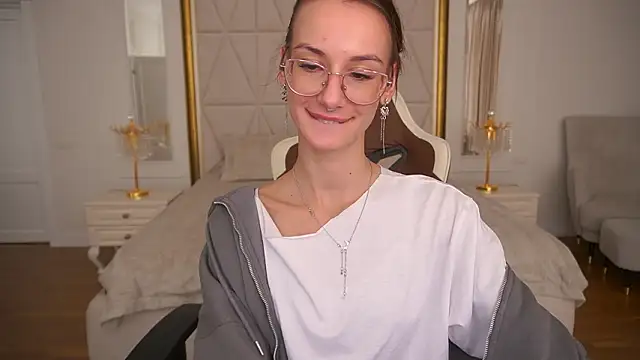 CozyMell live sex cam