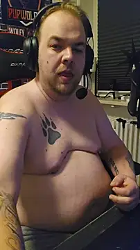 PupW0lfy live sex cam