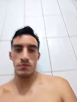 TommyMomentum live sex cam