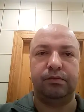 Luceriusbigass live sex cam