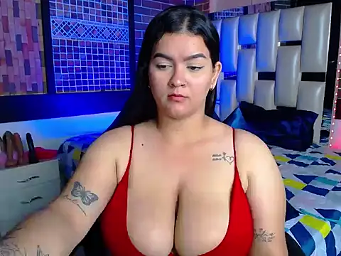 kriss_sweetboobs10's cam snapshot