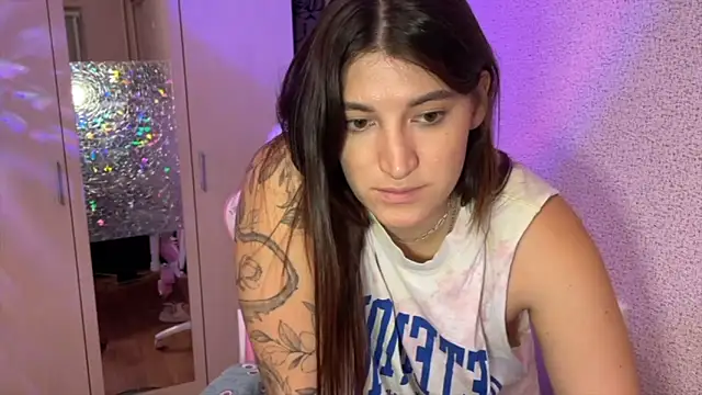 Katrin__kiss's cam snapshot